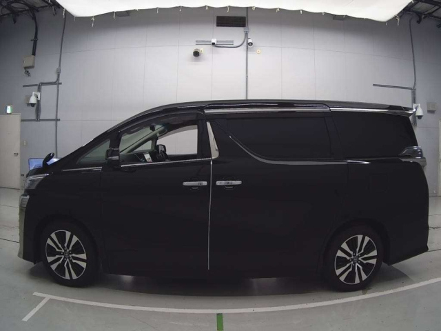 TOYOTA VELLFIRE 2018