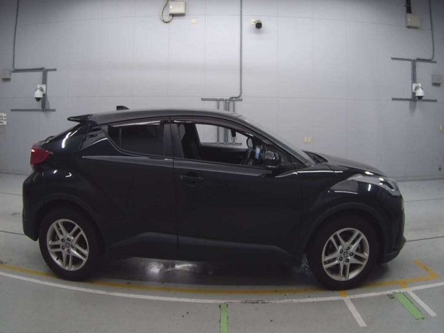 TOYOTA C-HR 2020
