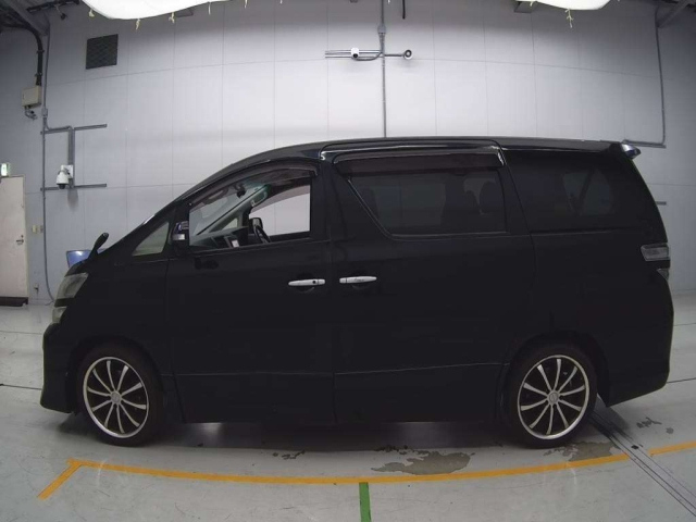 TOYOTA VELLFIRE 2012