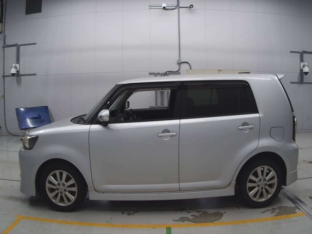 TOYOTA COROLLA RUMION 2013