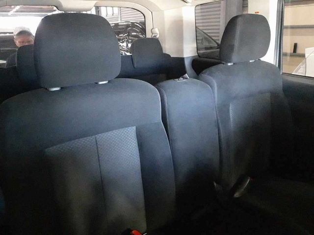 MITSUBISHI DELICA D5 2011