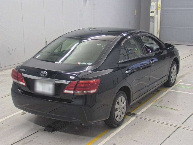 TOYOTA PREMIO 2017