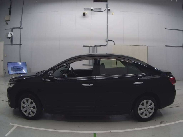 TOYOTA PREMIO 2017