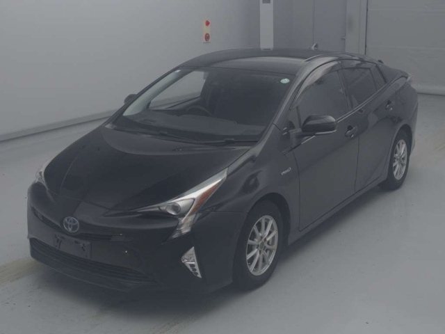 TOYOTA PRIUS 2015