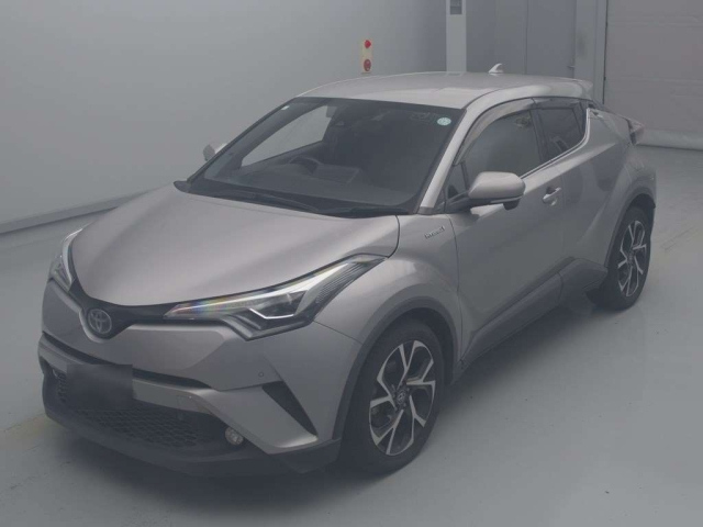 TOYOTA C-HR 2017