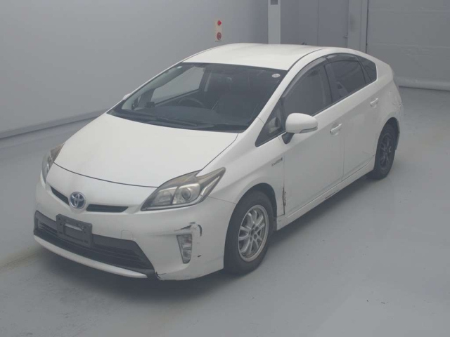 TOYOTA PRIUS 2012