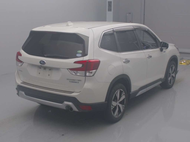 SUBARU FORESTER 2018