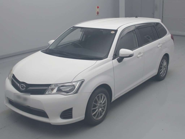 TOYOTA COROLLA FIELDER 2013