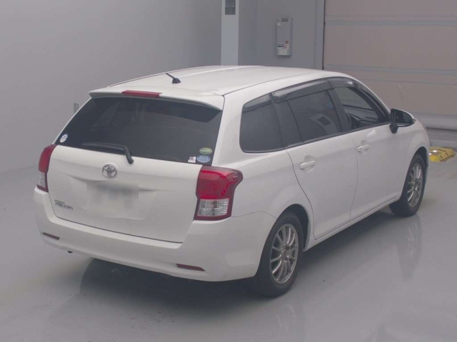 TOYOTA COROLLA FIELDER 2013