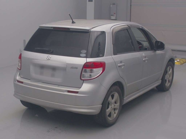 SUZUKI SX-4 2011