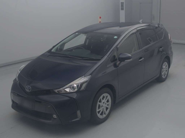 TOYOTA PRIUS ALPHA 2020