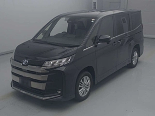 TOYOTA NOAH 2023