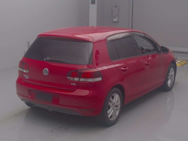 VOLKSWAGEN GOLF 2012