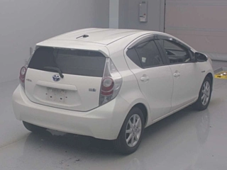 TOYOTA AQUA 2012