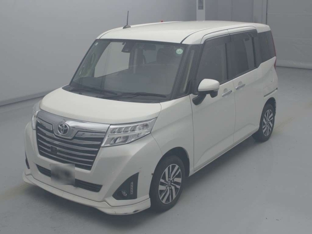 TOYOTA ROOMY 2018