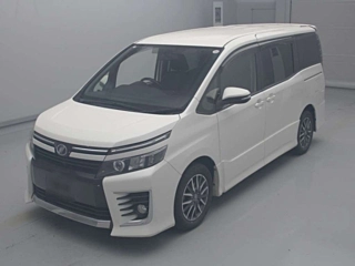 TOYOTA VOXY 2014
