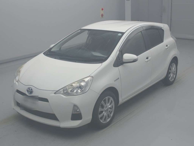 TOYOTA AQUA 2014