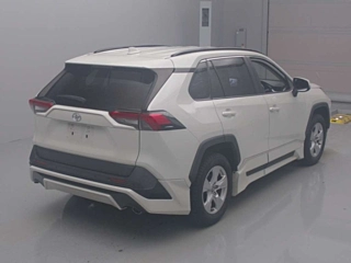 TOYOTA RAV4 2021