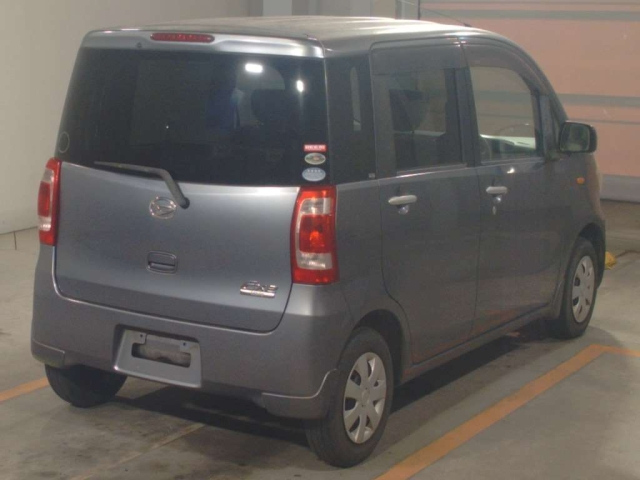 DAIHATSU TANTO EXE 2010