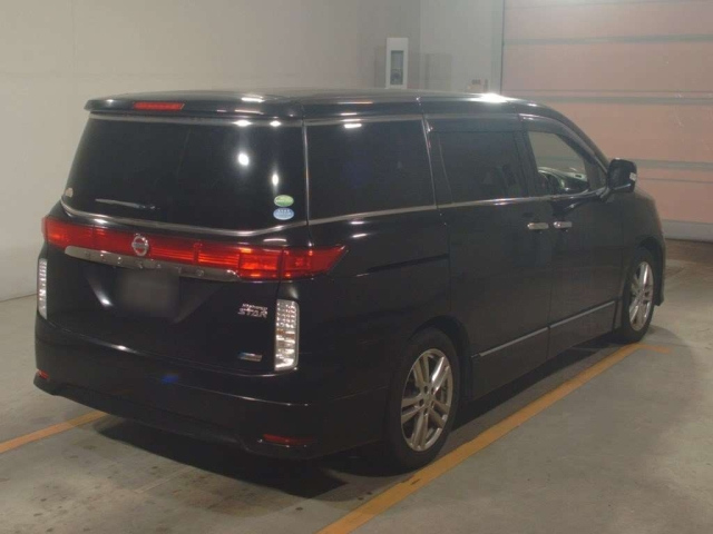 NISSAN ELGRAND 2013
