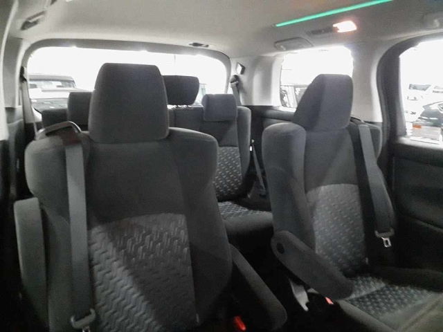 TOYOTA VELLFIRE 2016