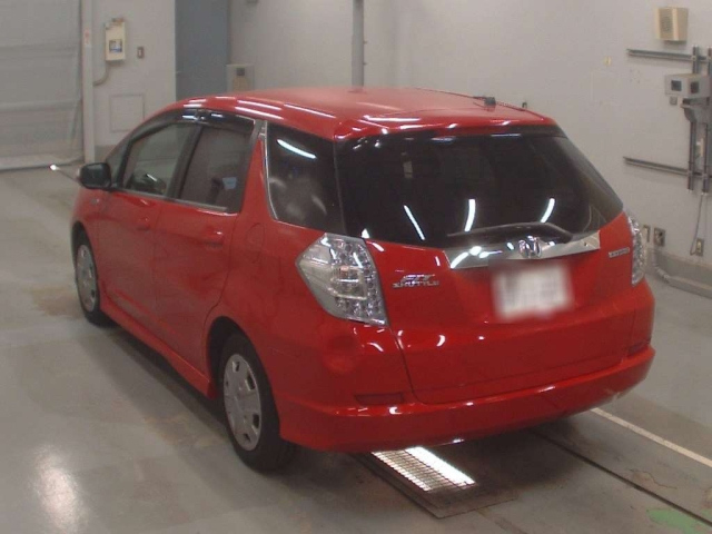 HONDA FIT SHUTTLE 2013