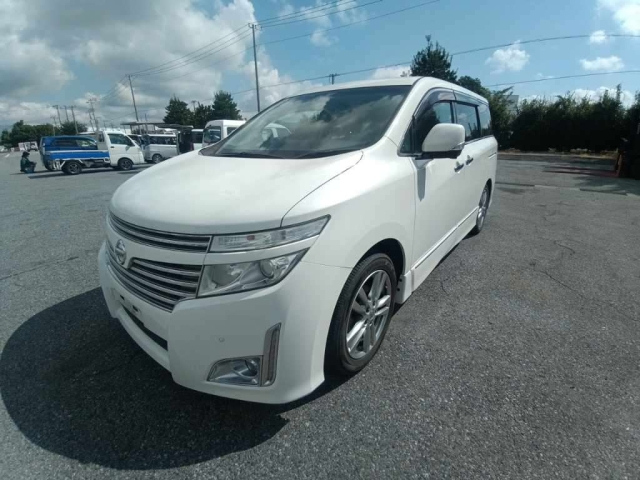 NISSAN ELGRAND 2010