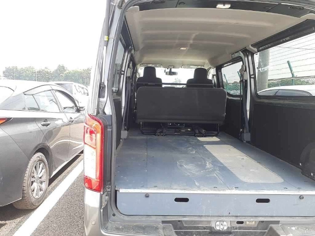 NISSAN CARAVAN VAN 2021