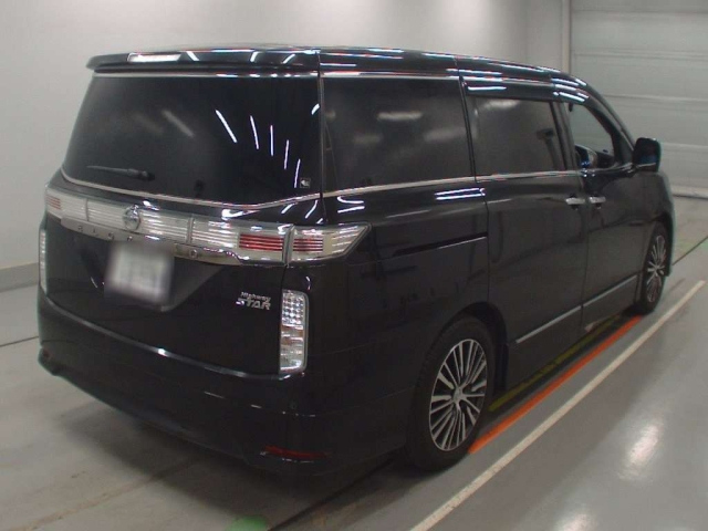 NISSAN ELGRAND 2016