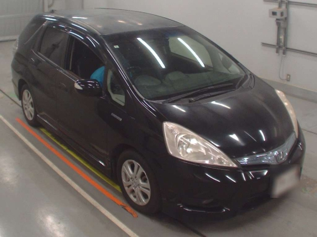 HONDA FIT SHUTTLE 2013