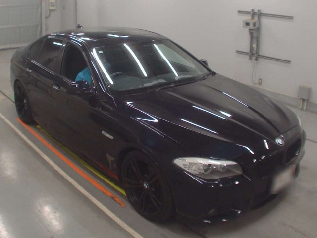 BMW 5 SERIES 2012