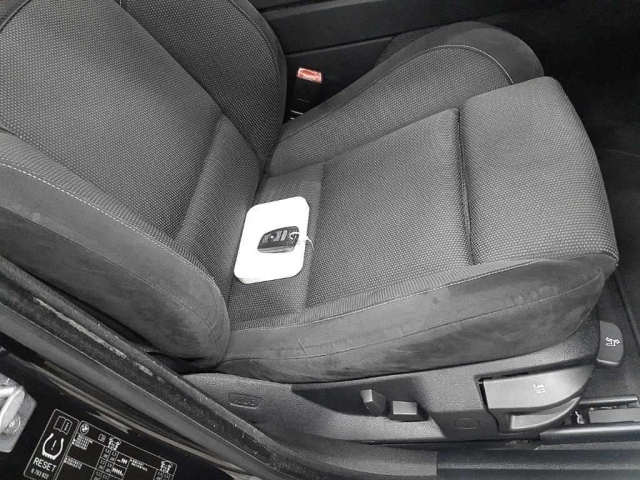 BMW 5 SERIES 2012