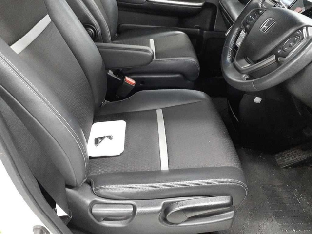 HONDA STEP WAGON 2018