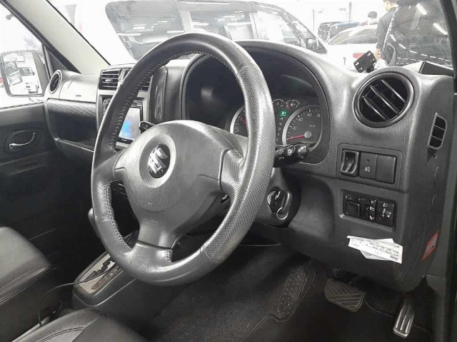 SUZUKI JIMNY 2010