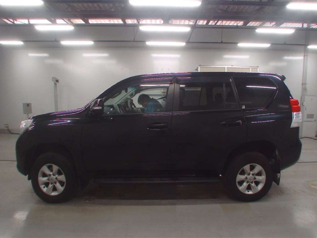 TOYOTA LAND CRUISER PRADO 2011