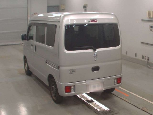 NISSAN CLIPPER VAN 2023
