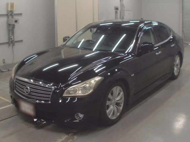 NISSAN FUGA 2011