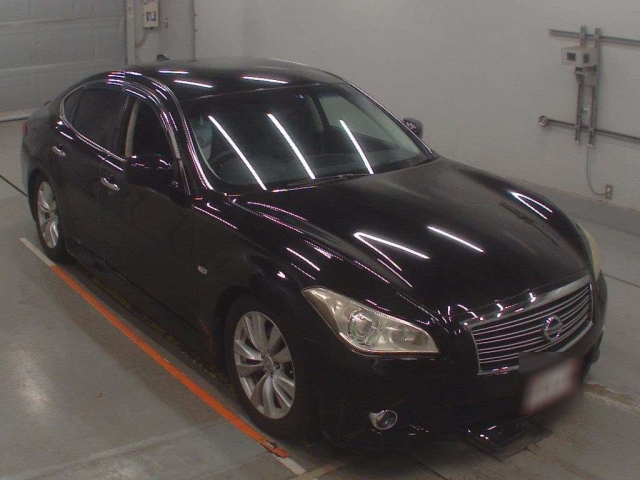 NISSAN FUGA 2011