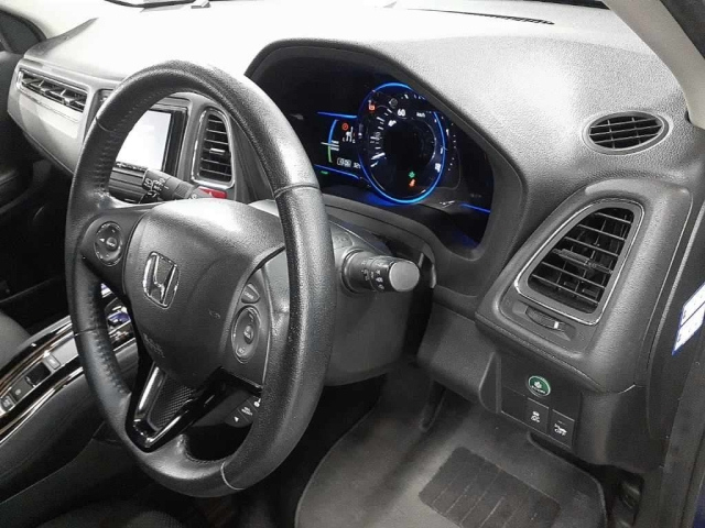 HONDA VEZEL 2014