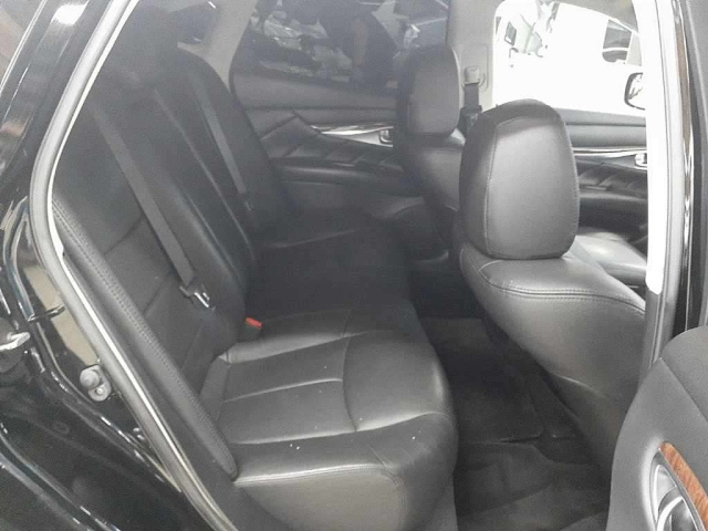 NISSAN FUGA 2011