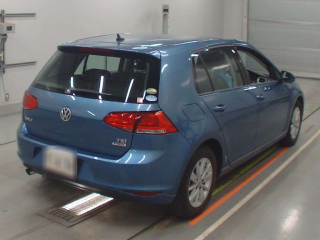 VOLKSWAGEN GOLF 2016