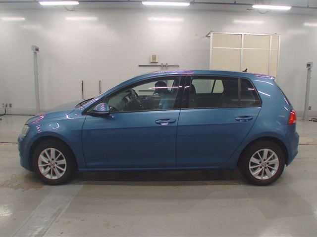 VOLKSWAGEN GOLF 2016