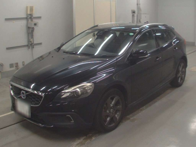 VOLVO V40 2013