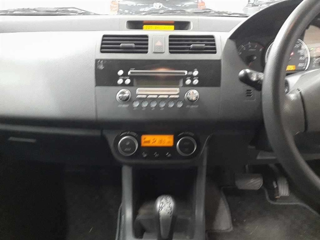 SUZUKI SWIFT 2008