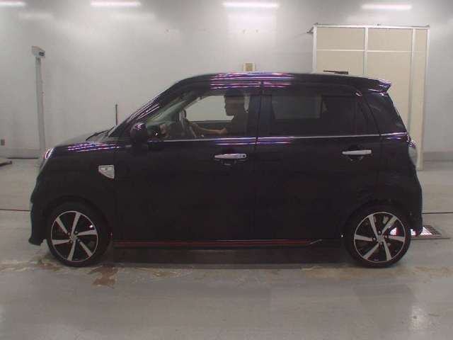 DAIHATSU CAST 2018