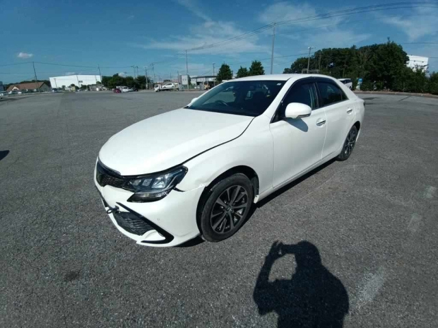 TOYOTA MARK X 2018