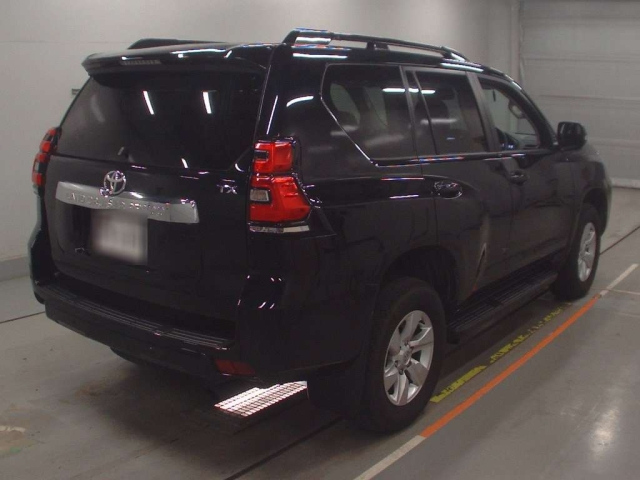 TOYOTA LAND CRUISER PRADO 2022