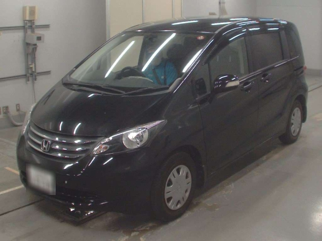 HONDA FREED 2010