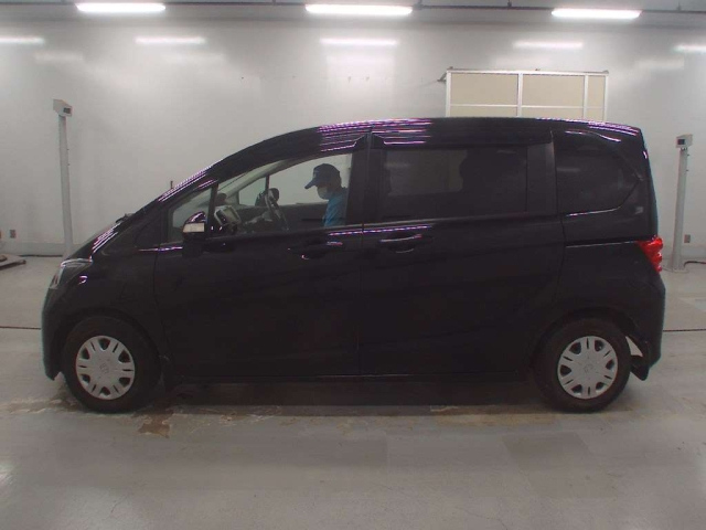 HONDA FREED 2010