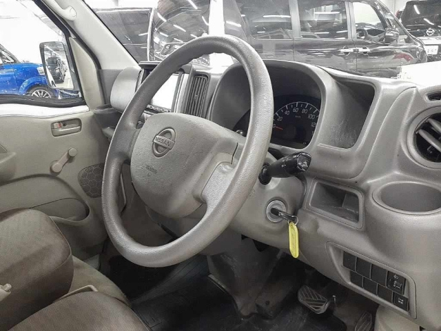 NISSAN CLIPPER VAN 2018